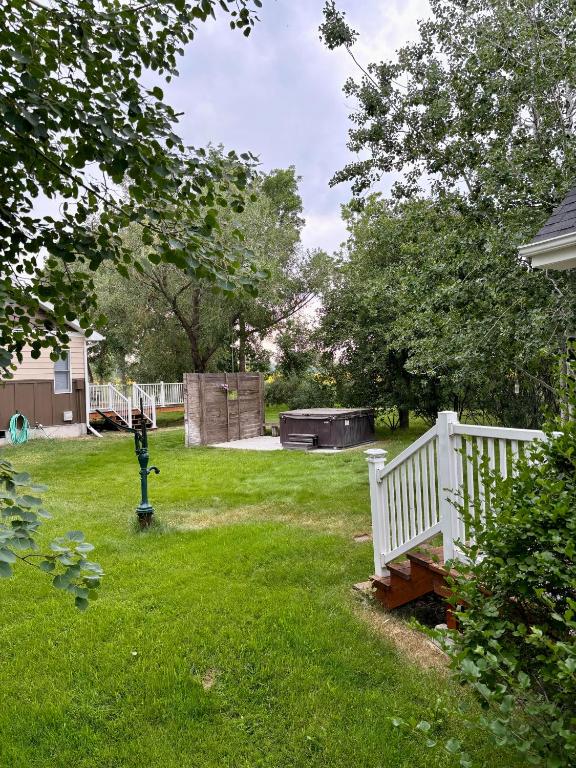 Hot Tub (Jacuzzi) - Photo 6