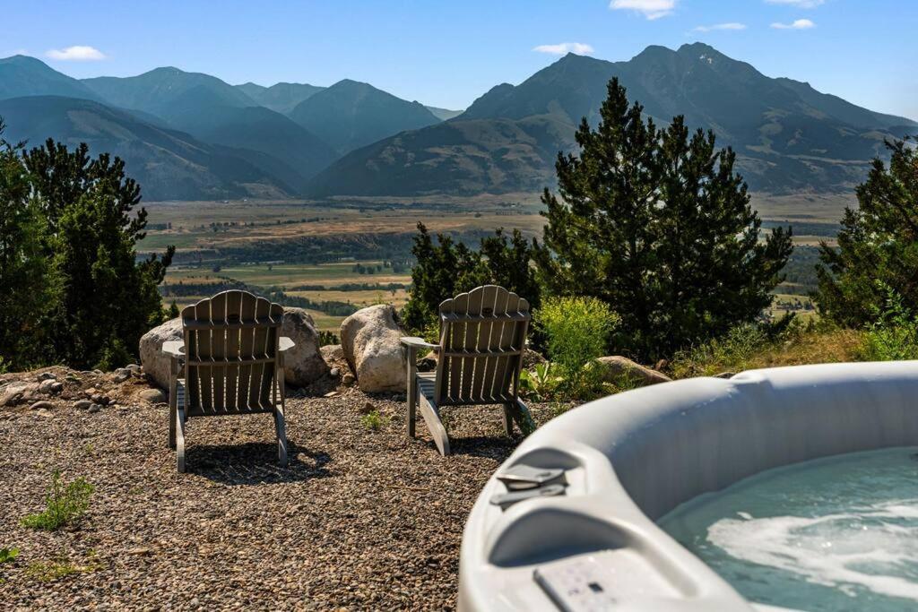 Hot Tub (Jacuzzi) - Photo 6