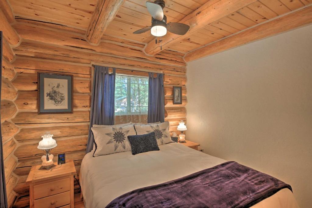 Scenic Riverfront Retreat with Hot Tub and Kayaks! - Image 7