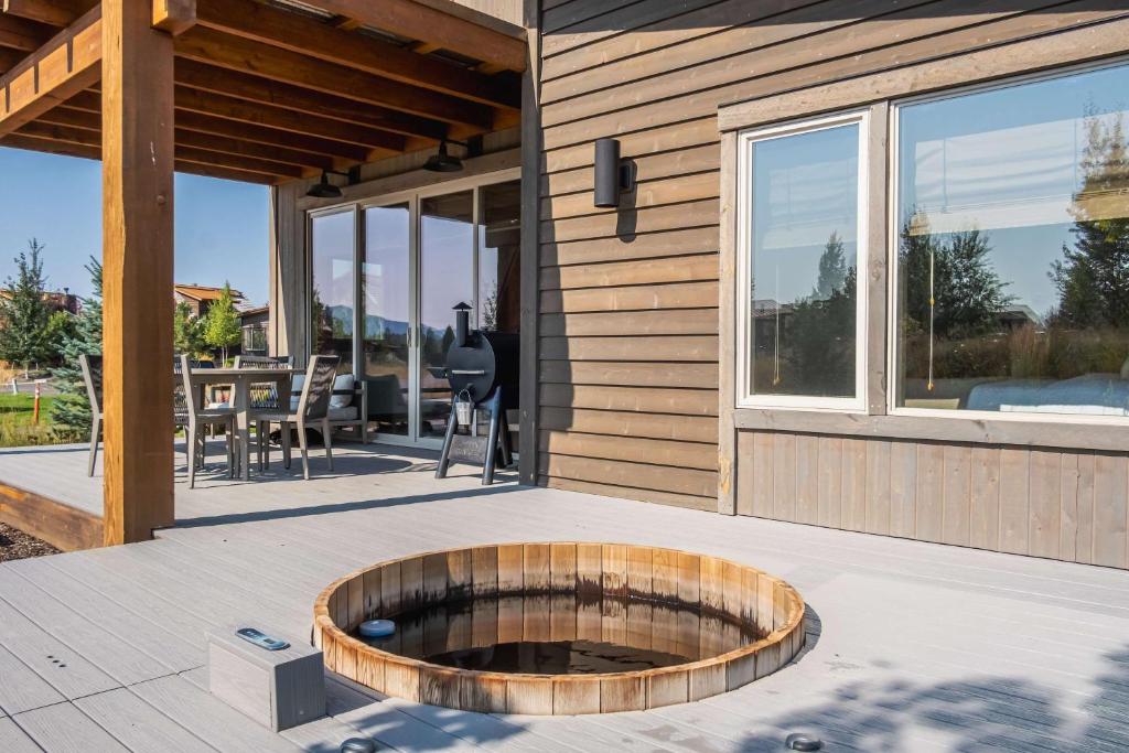 Retreat at the Wilderness Club