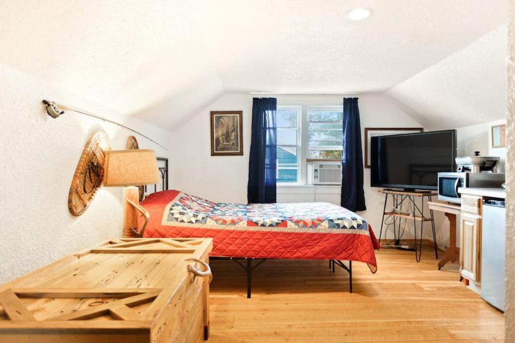 Bo360 Multi-Family Group Sanctuary with Hot tub - Image 5