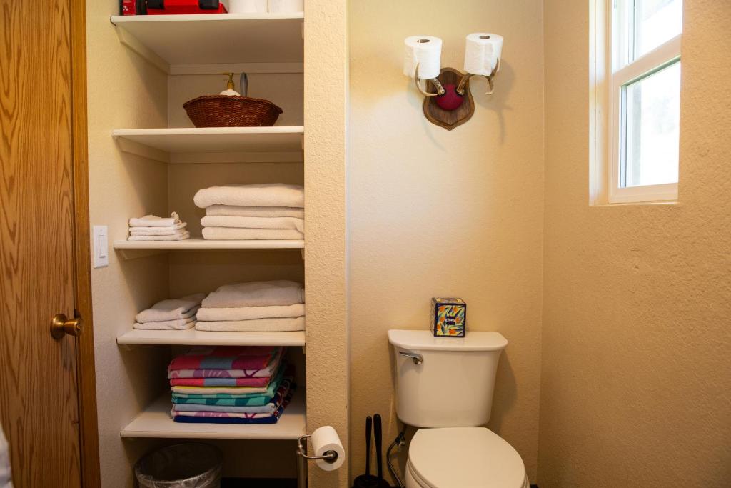 Mountain Views from the Hot Tub - Image 8