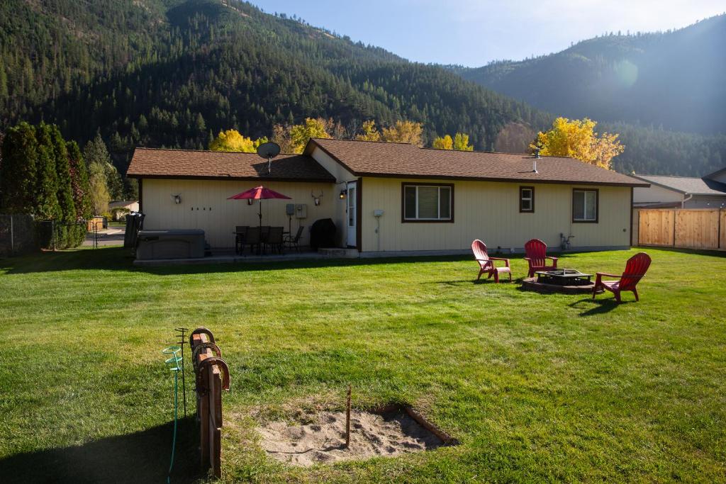 Mountain Views from the Hot Tub - Image 6