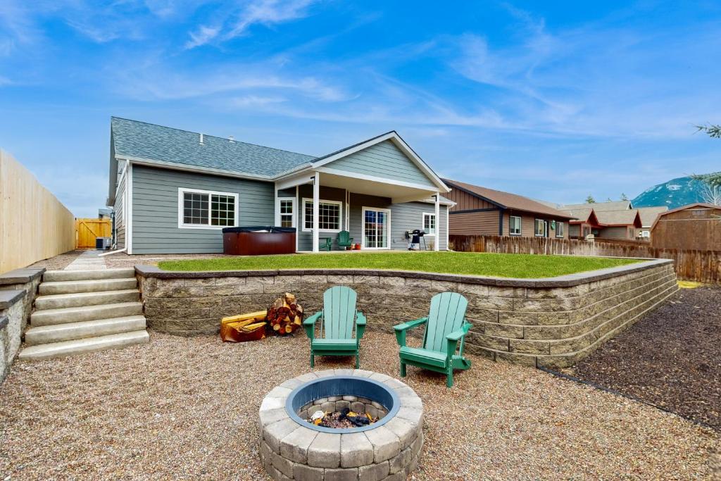 Modern Mountain View Escape