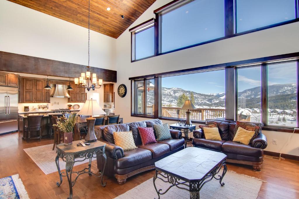 Spacious Big Sky Home with Hot Tub and Grill!