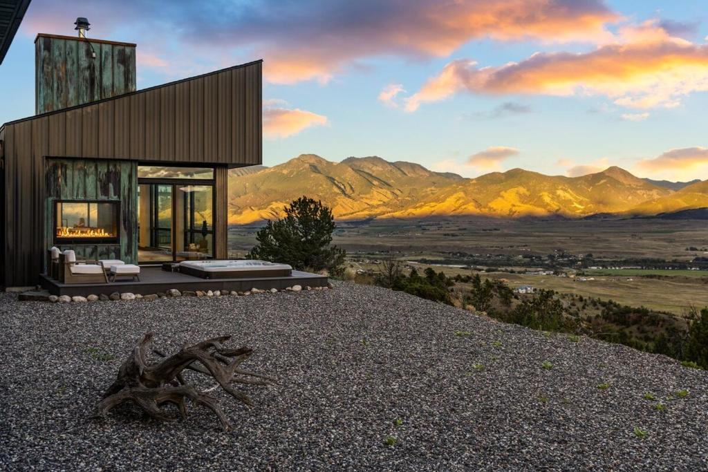 Hot Tub (Jacuzzi) - Photo 7