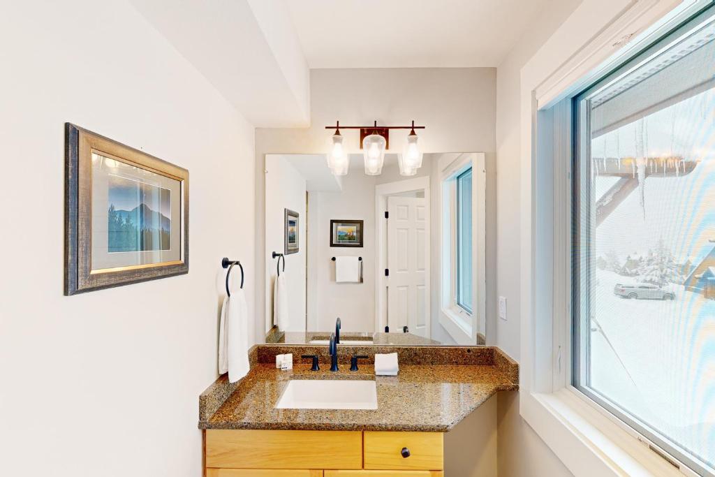 Saddle Ridge B2 - Image 8