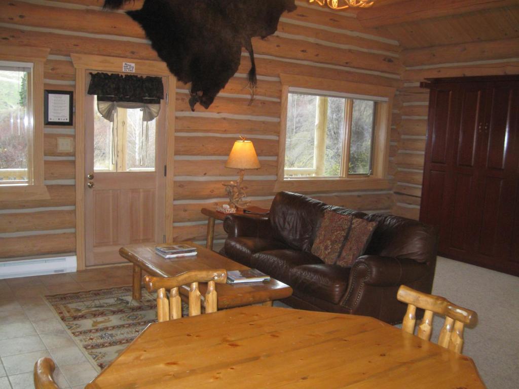 Rye Creek Lodge - Image 5