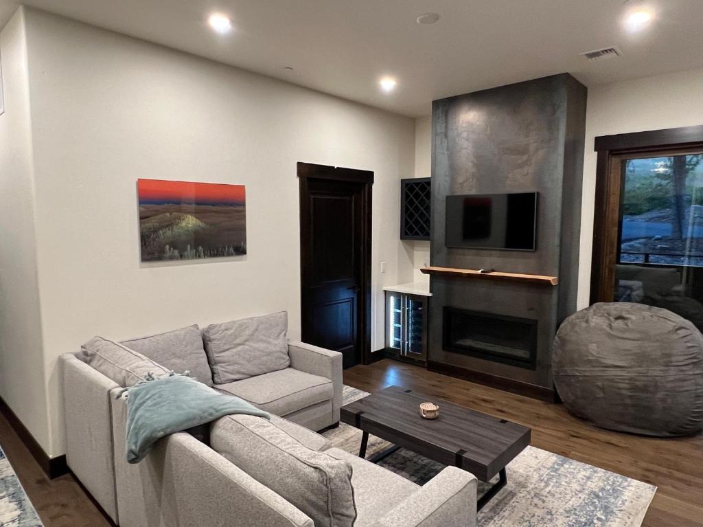 Whitefish Slopeside Condo - Image 5