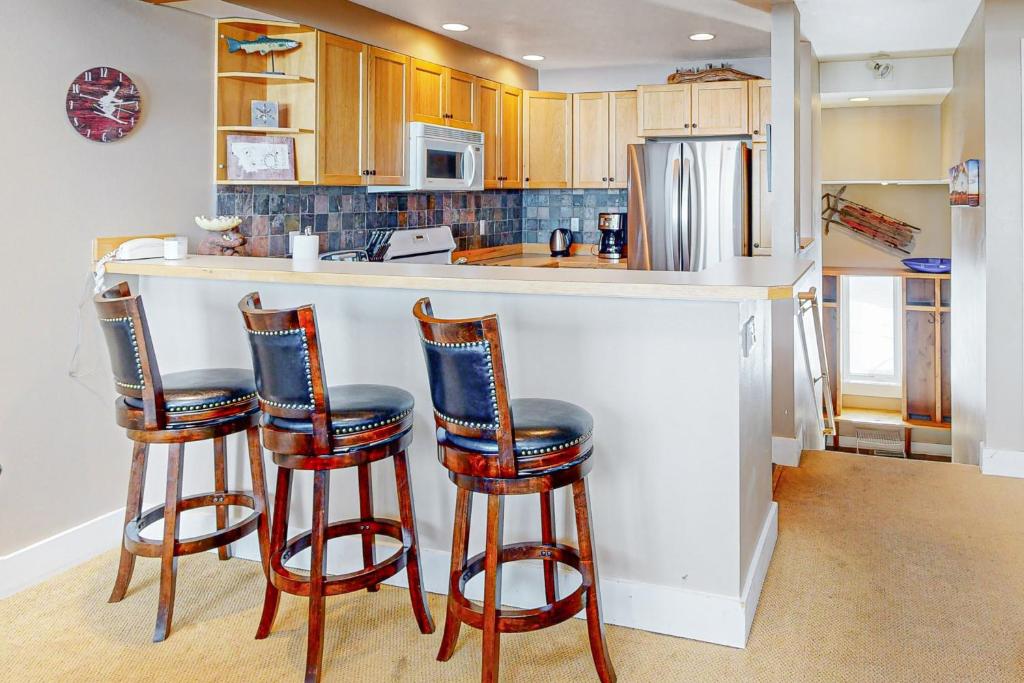 Saddle Ridge B4 - Image 4