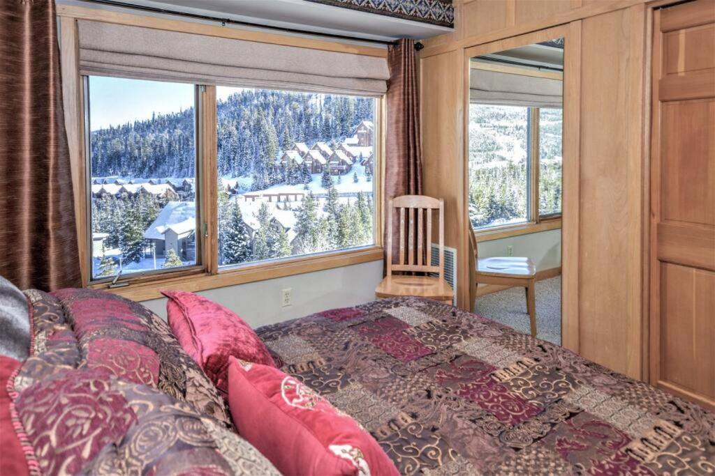 Spectacular Views, Pool, Hot Tub, Mountain Village - Image 8