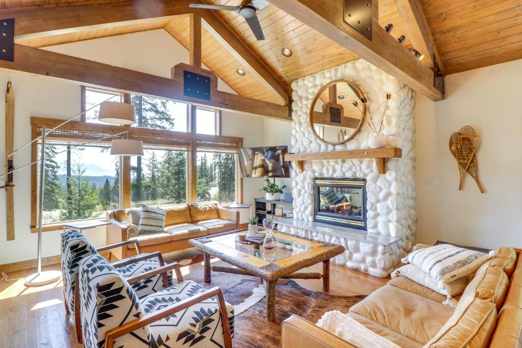 Ski-InandSki-Out Whitefish Duplex with Hot Tub!