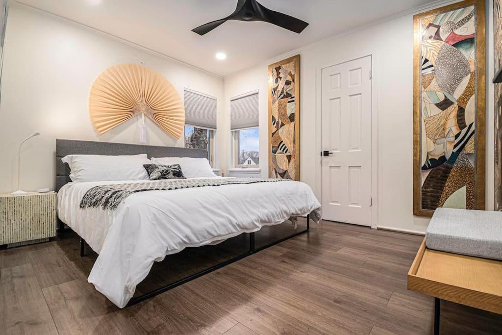 Relaxing Spot with Zen Garden & Year-Round Hot Tub - Image 5