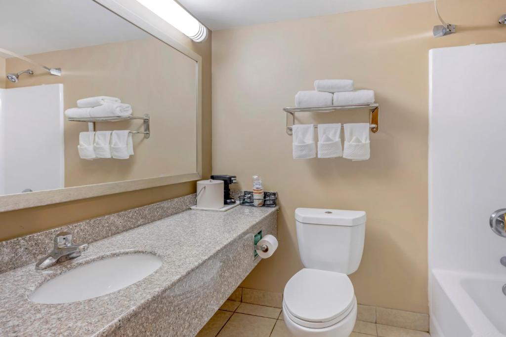 Quality Inn & Suites Lincoln South