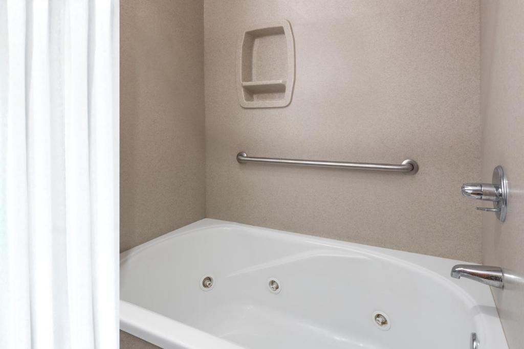 Days Inn by Wyndham Sidney NE