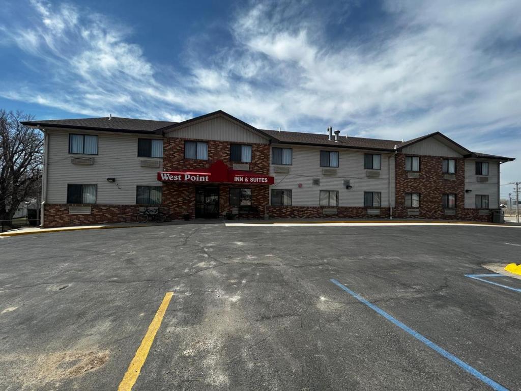 West Point Inn & Suits - Image 6