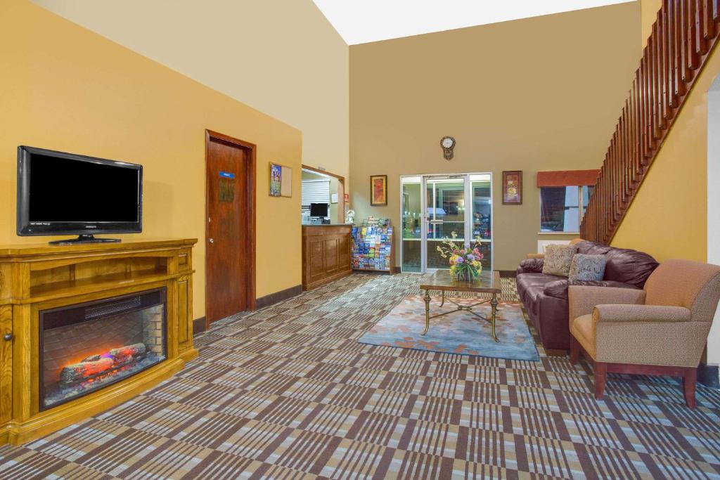 Days Inn by Wyndham North Platte - Image 5