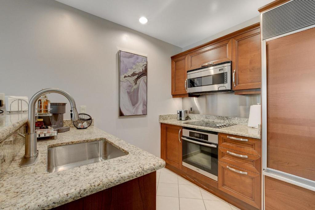 The Cerulean Suite at MGM Signature Tower 3 BALCONY - Image 8