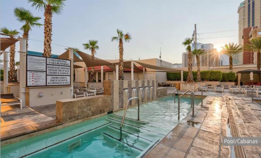 MGM Signature PREMIUM 1 BD/2BTH SUITE *City View - Image 4