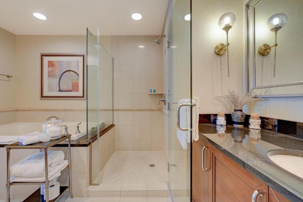 MGM Signature Upgraded 1BD/2BTH SUITE w/BALCONY