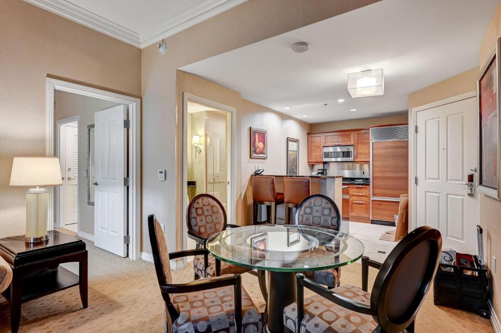 The Signature Escape at MGM Signature Tower 2