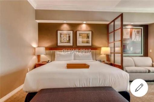 MGM Signature PH 30th floor Deluxe Studio apartment Strip Facing with Balcony - Image 8