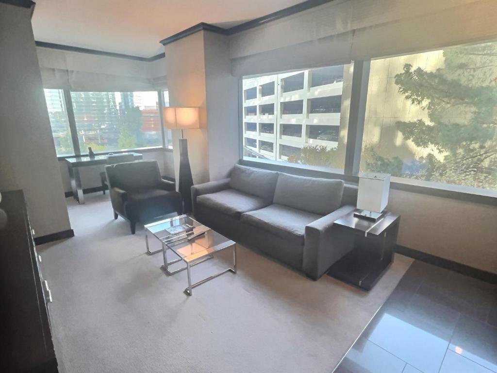 Jet Luxury at The Vdara - Image 6