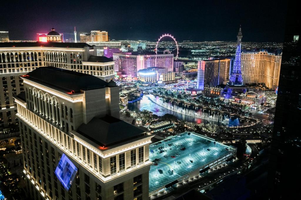 StripViewSuites at Vdara - Image 6