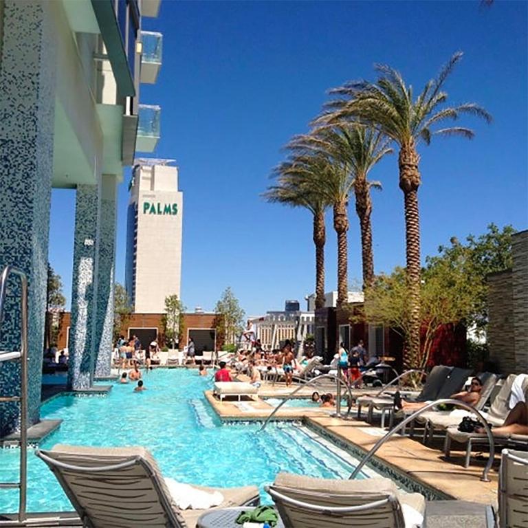 Palms Place Hotel StripView with Open Balcony -23 - Image 7