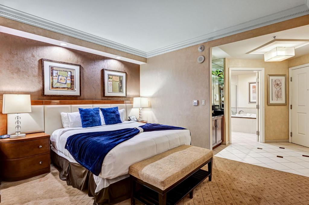 Suite Spot LV II at MGM Balcony F1 View