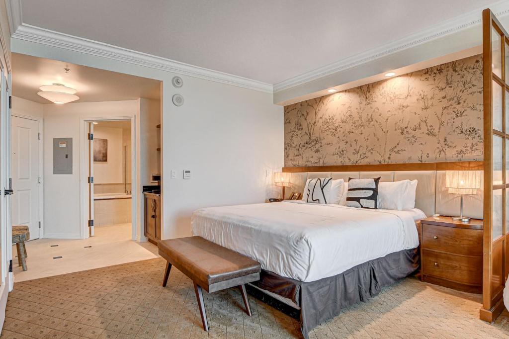 The Rosé II MGM Signature Studio Suite Tower 3