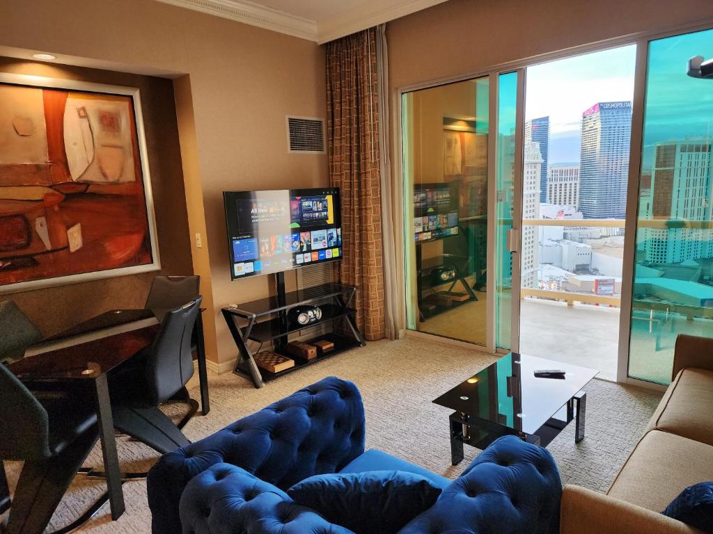 Penthouse Studio Suite at the Signature MGM - Image 6