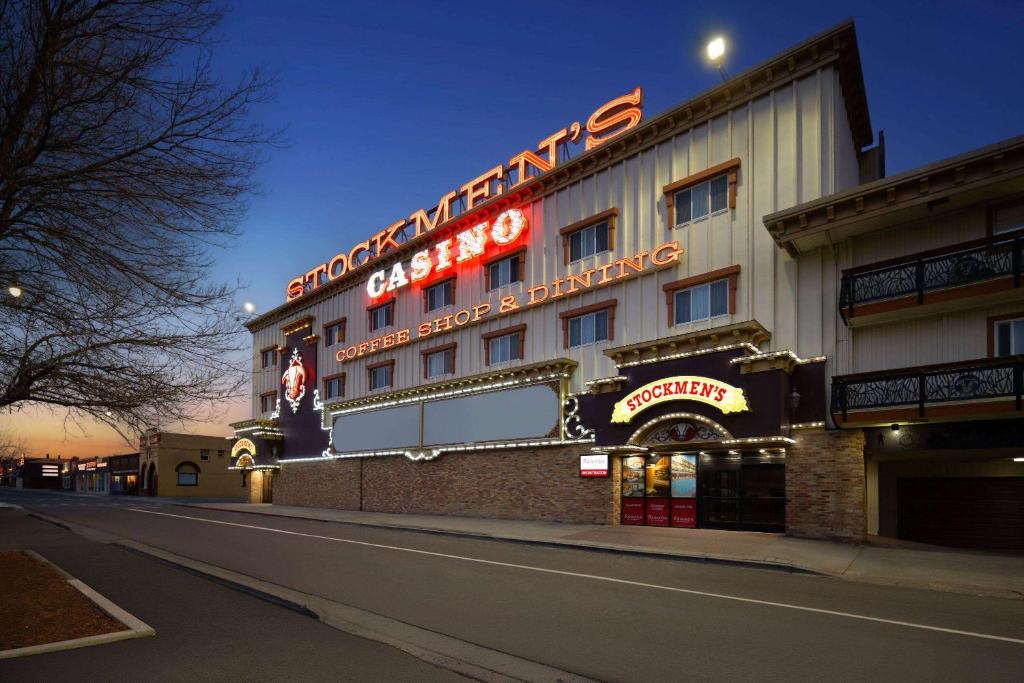 Ramada by Wyndham Elko Hotel at Stockmen's Casino - Image 7