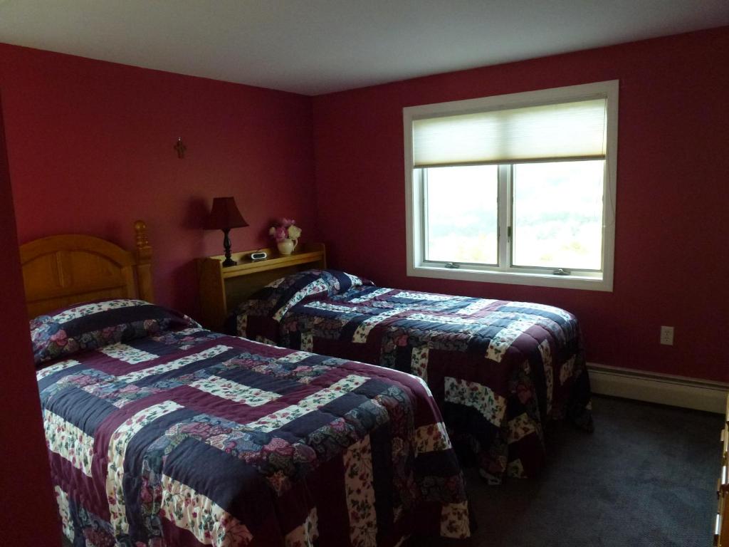 Luxury Home, Great Views! - Image 8