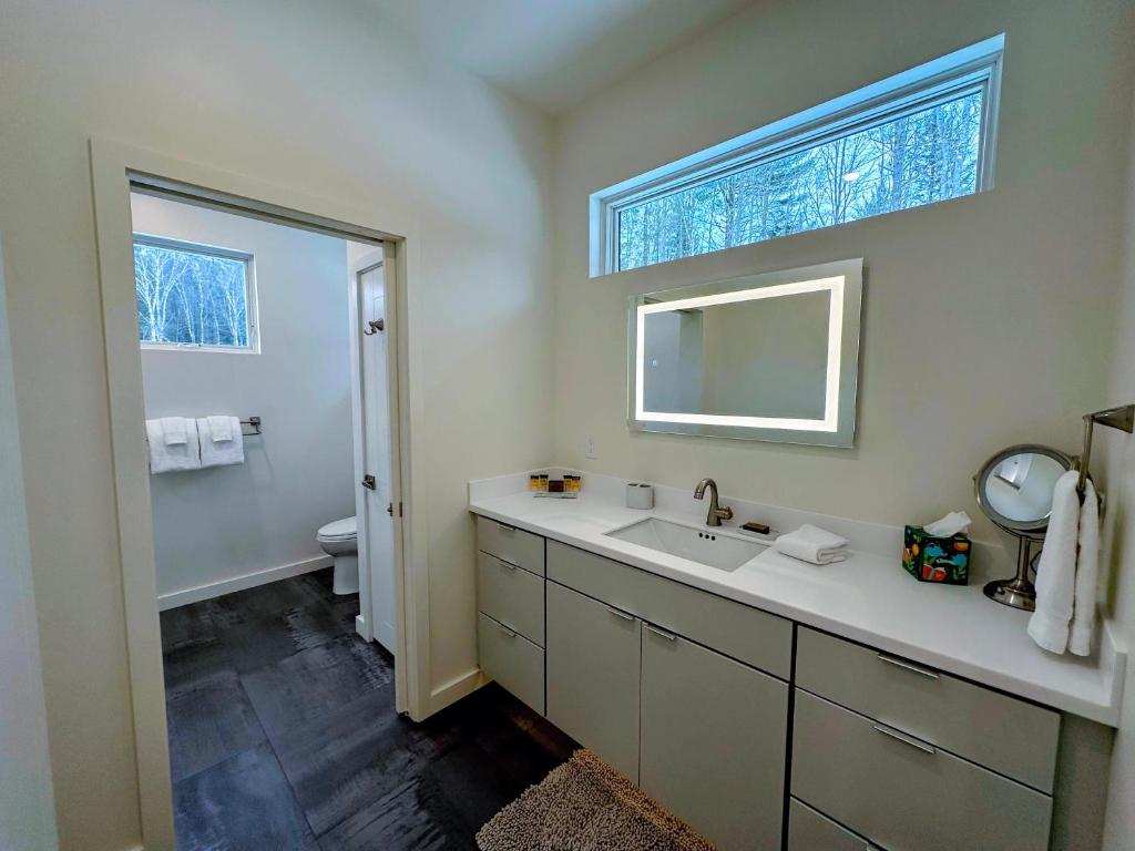 1AB Retreat at Arrowhead - Image 8