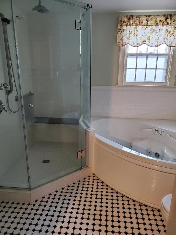 Adair Country Inn & Restaurant