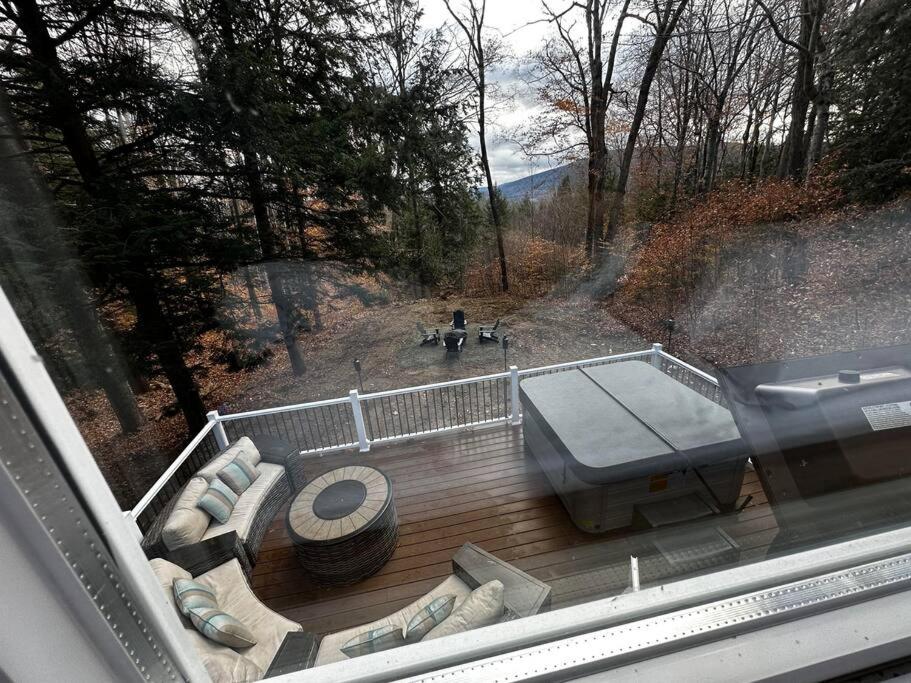 Hot Tub (Jacuzzi) - Photo 4