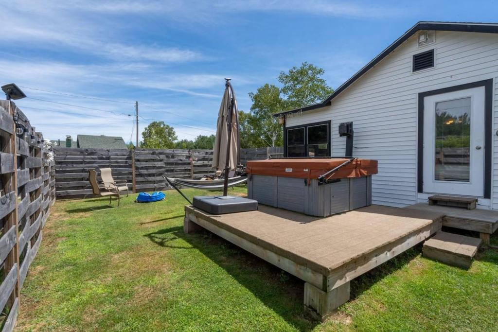 Freshly Updated The Mountain Cottages #1