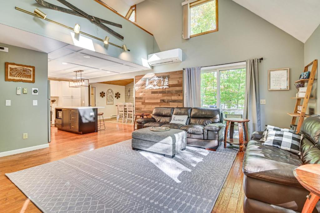 Hike, Leaf-Peep, Ski Hideaway with Private Hot Tub! - Image 4