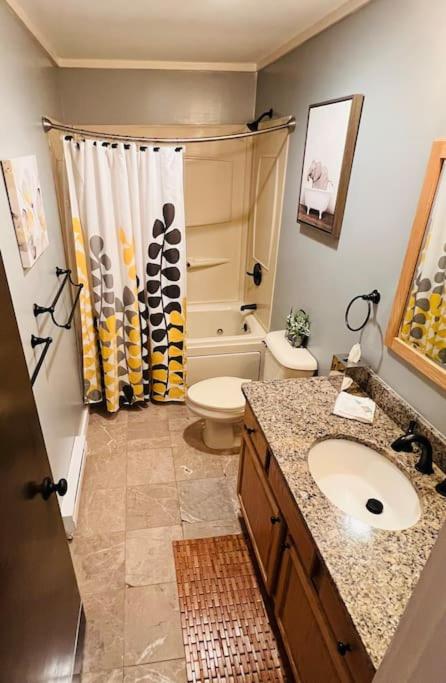 Attitash Mountain Village Studio - Slope View - Ski - Storyland