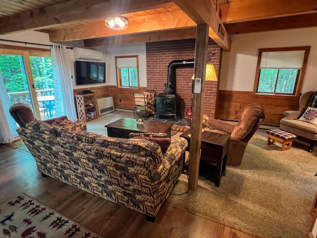 Cozy New Hampshire Retreat Near Attitash Mountain