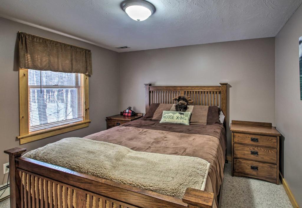 Secluded Conway Home with Theater Room and Hot Tub! - Image 7