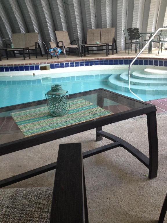 Hot Tub (Jacuzzi) - Photo 3