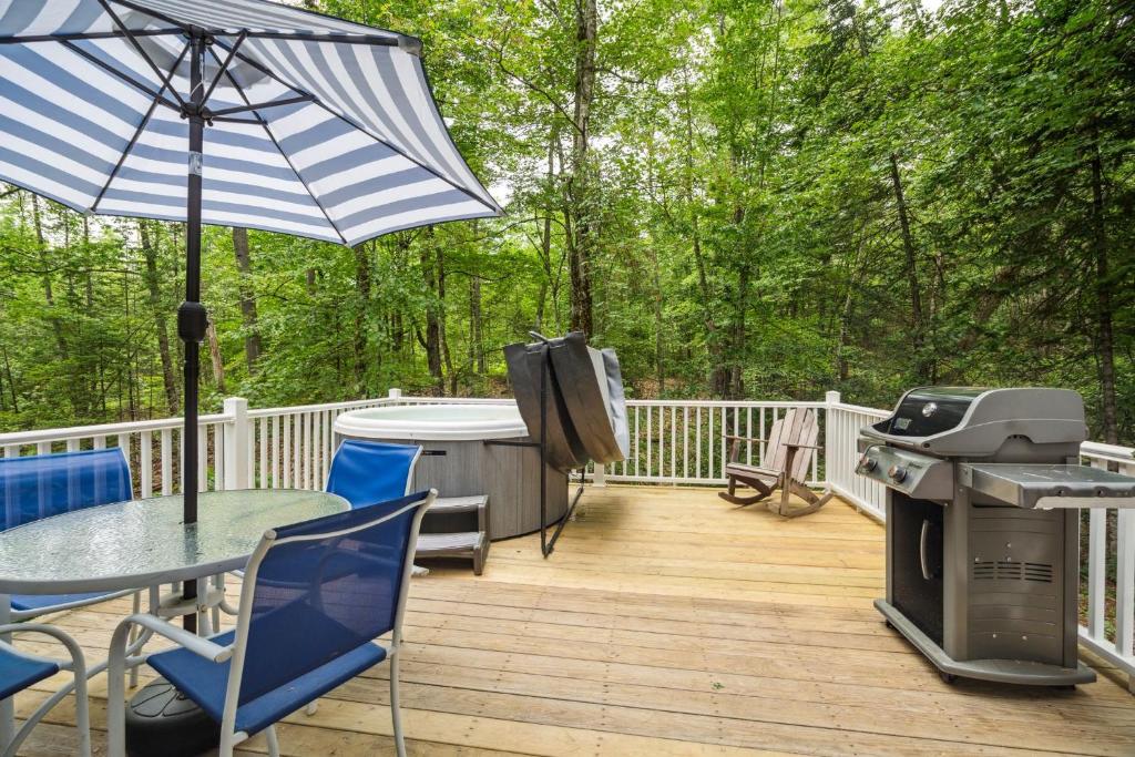 Hot Tub (Jacuzzi) - Photo 8