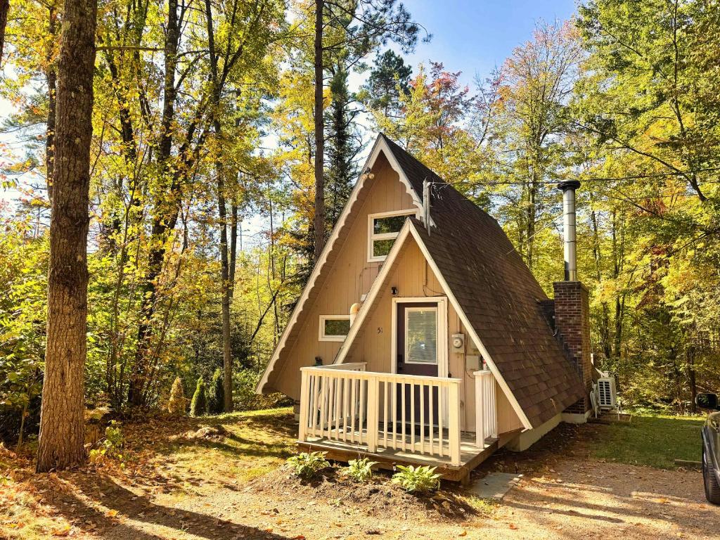 Camp Conway Hot Tub AC New Kitchen Deck - Image 5