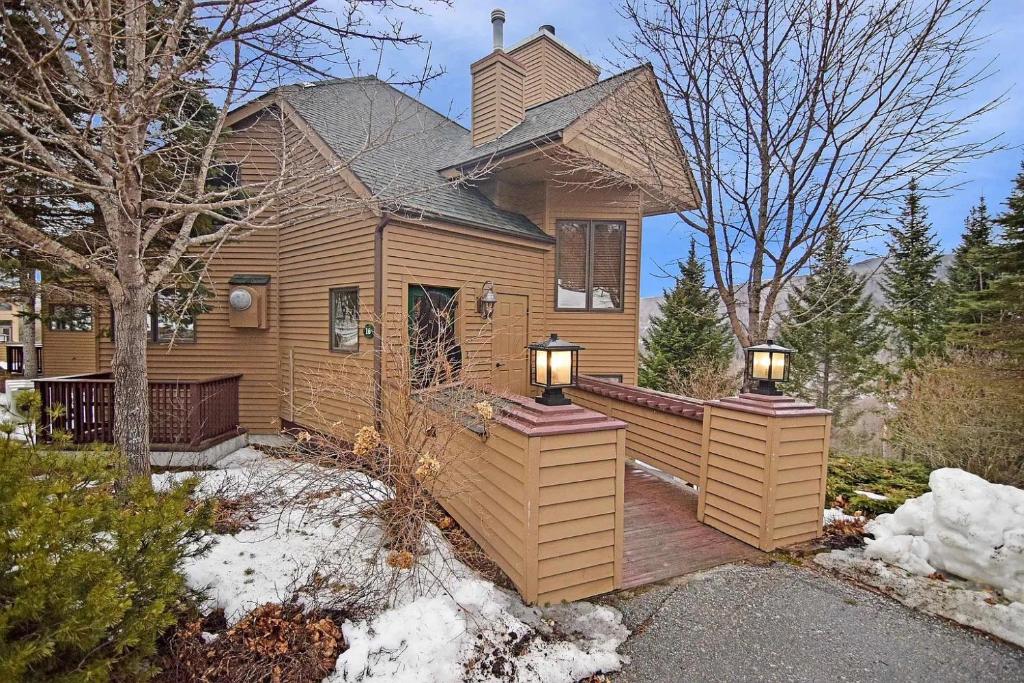CR16 Ski-in/Out luxury home mountain views Bretton Woods
