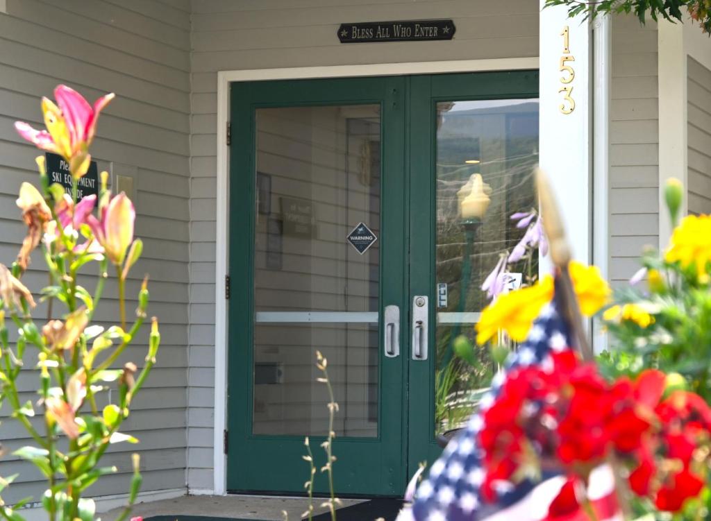 The Lodge at Jackson Village - Image 6