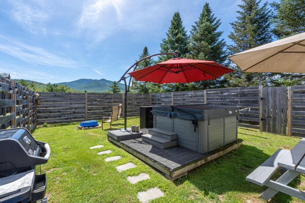 Heart of the White Mountains Cottage w Hot Tub #3