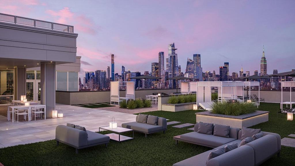 Ultra Luxury Apt - Panoramic NYC View - Minutes to City - Image 6