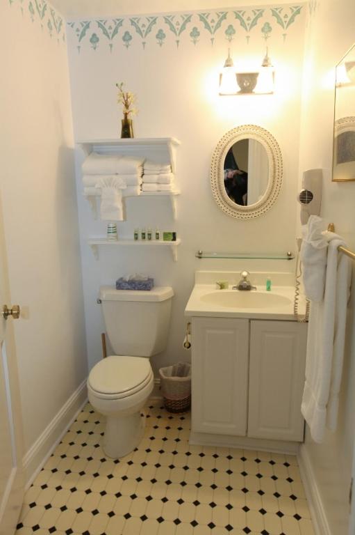 The Ocean Plaza Hotel - Image 8